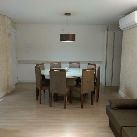 Apartamento 105 Da Borges 格拉玛多 外观 照片